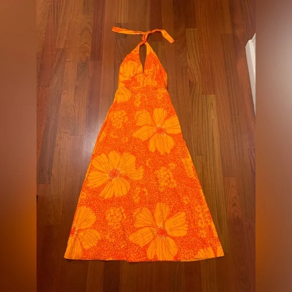 Vintage 1940s Hawaiian Dress | Color: Orange | Size: L | Mel_Frog1's Closet Vintage 1940s Hawaiian Dress | Color: Orange | Size: L | Mel_Frog1's Closet